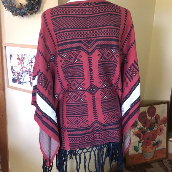 TASSO ELBA Collection Size OSFA
Poncho 100% Cotton Overhead V-Neck $119 NEW - Picture 7 of 16